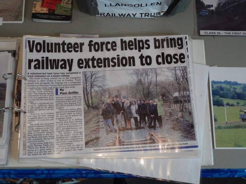 2014.08.22 Llangollen Heritage Railway_fuerza voluntarios.JPG