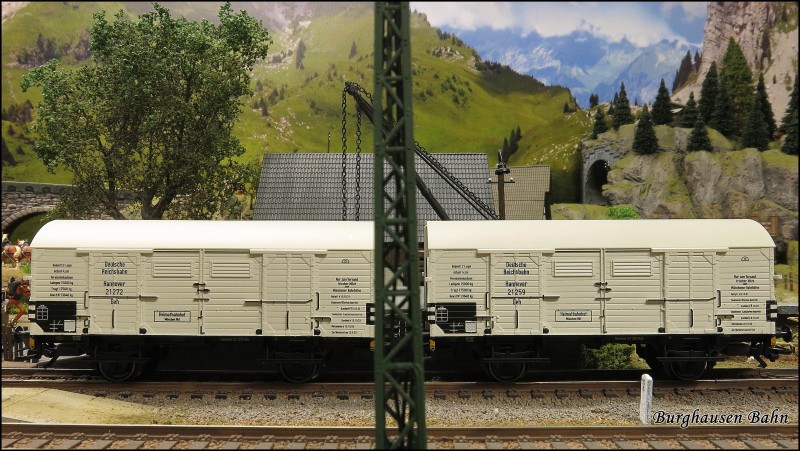 Märklin 48815 Milchwagen-set Epoche II_2.jpg
