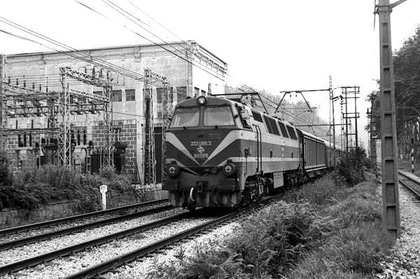 333.088 - Gaintzurizketa, en 1983. Iberia Expres. Juanjo Olaizola.jpg