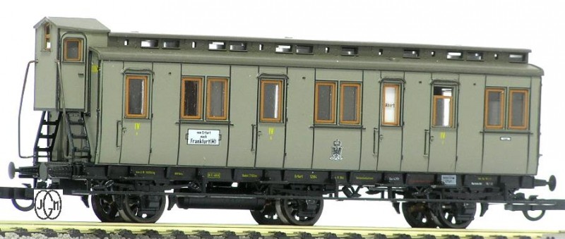CV-3G Roco 43025-5.jpg