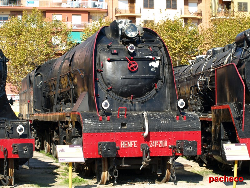 PB123906#.jpg