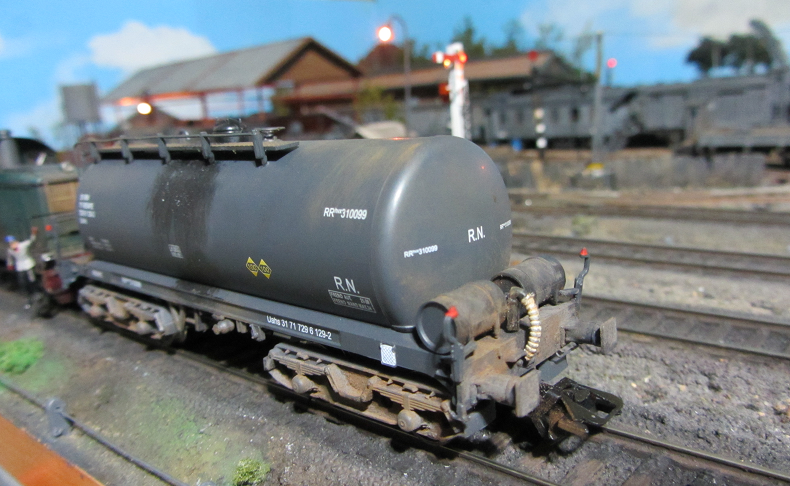 Cisterna 4 ejes Ktrain2.png