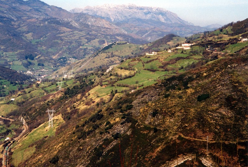 F2_1125c.jpg