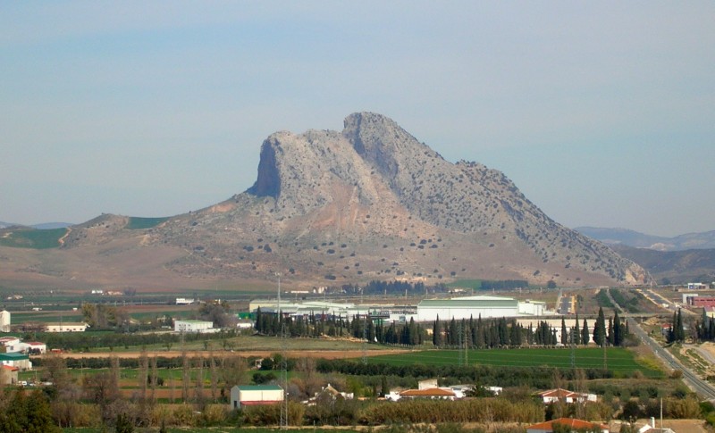 Peña_de_los_Enamorados_Antequera.jpg