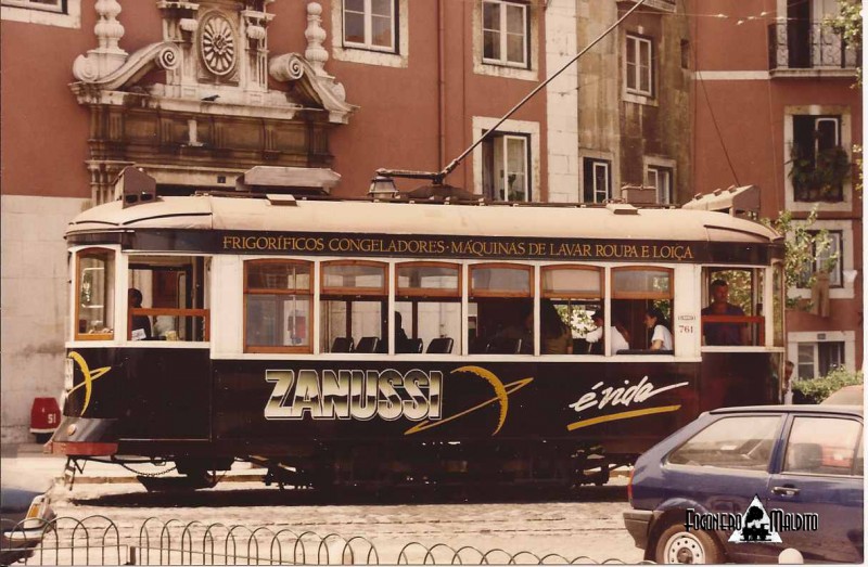 carris03.jpg