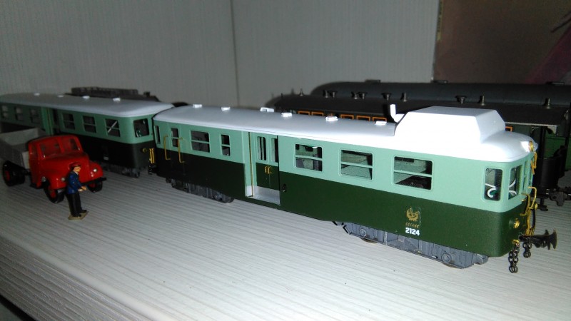 2124.JPG