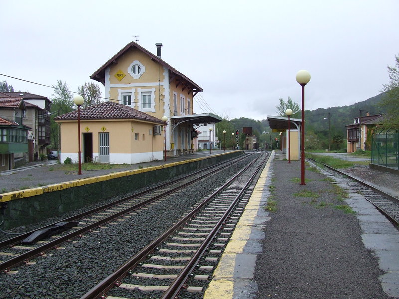 Estac. FEVE Gibaja 7.jpg