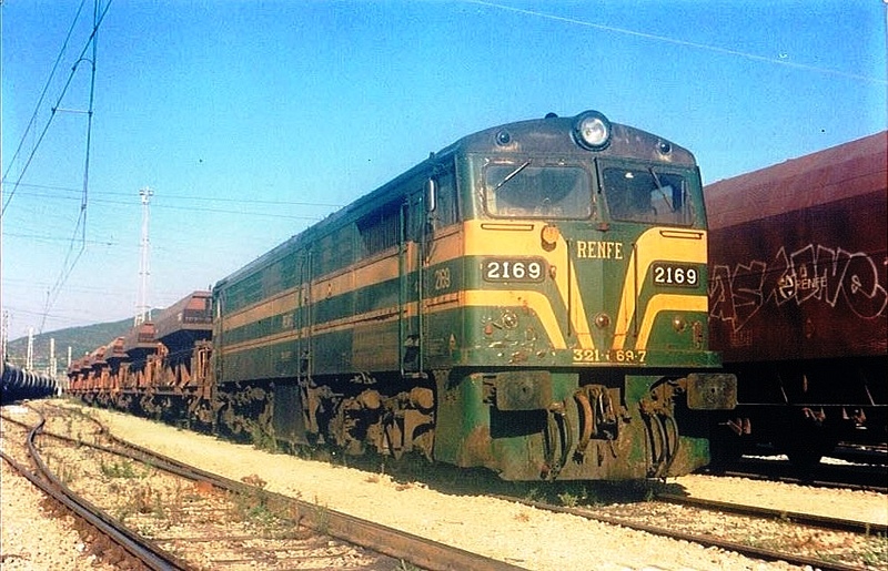 321.069 - Montcada-Bifurcación 11-10-1996. Foto Xavi Maraña.jpg