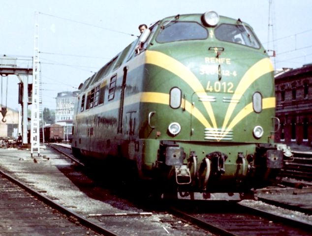 340.012 - Madrid-Atocha años 80_.jpg