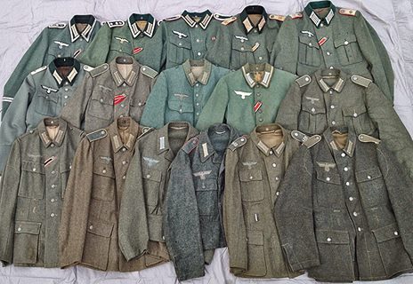 uniformes WWII.jpg