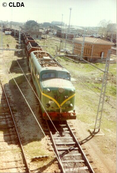 277-070 a.jpg