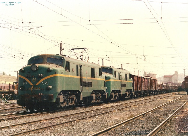 8750530293_917ec5bad7_h.jpg