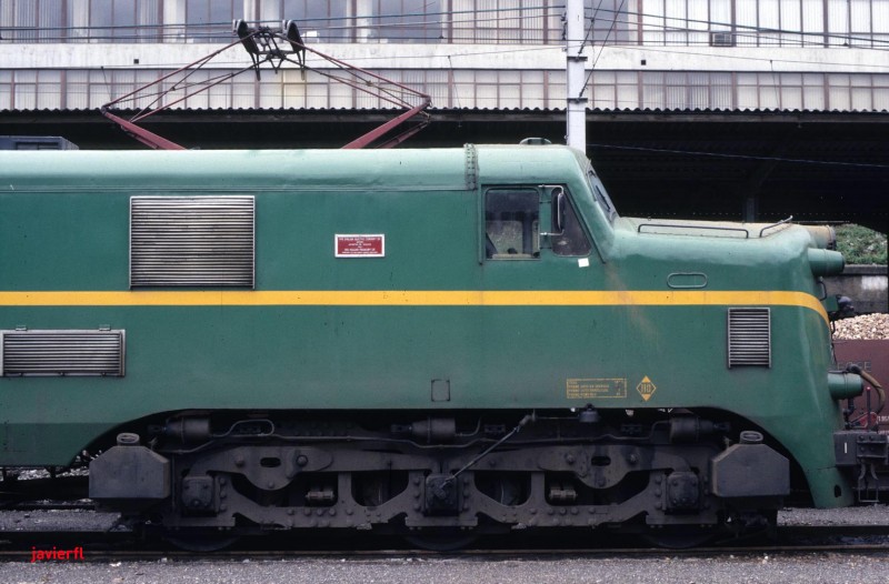JFL-DIAPO 0215c.jpg