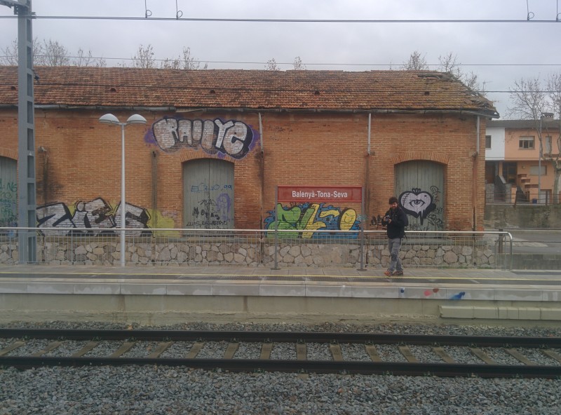 B3 1 dels molts  fent fotos_20150314_093546.jpg