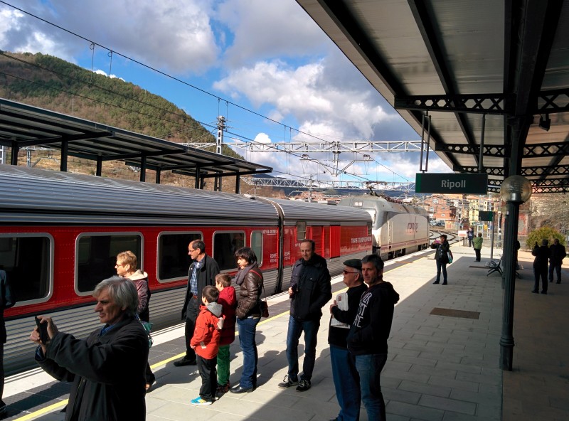 D1 Estacio de Ripoll_20150314_104654.jpg