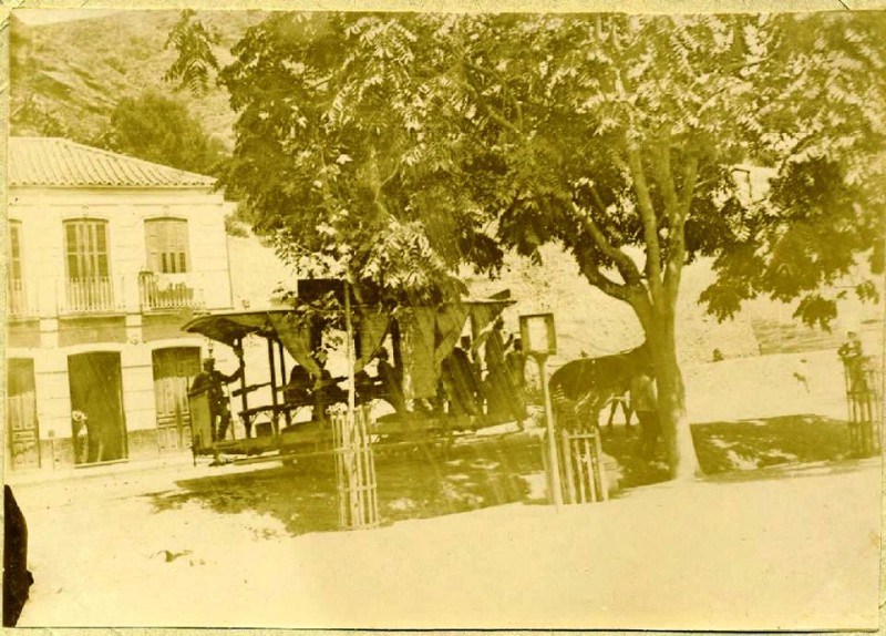 1900tranviacaballo.jpg
