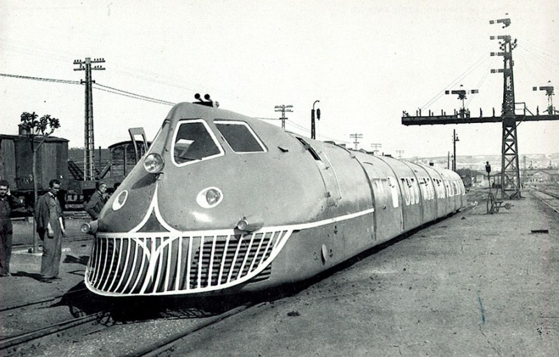 Talgo I. Prototipo construido en 1942.jpg