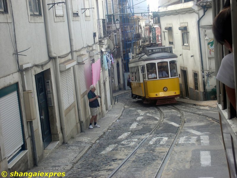 Cruce de veintiochos.jpg