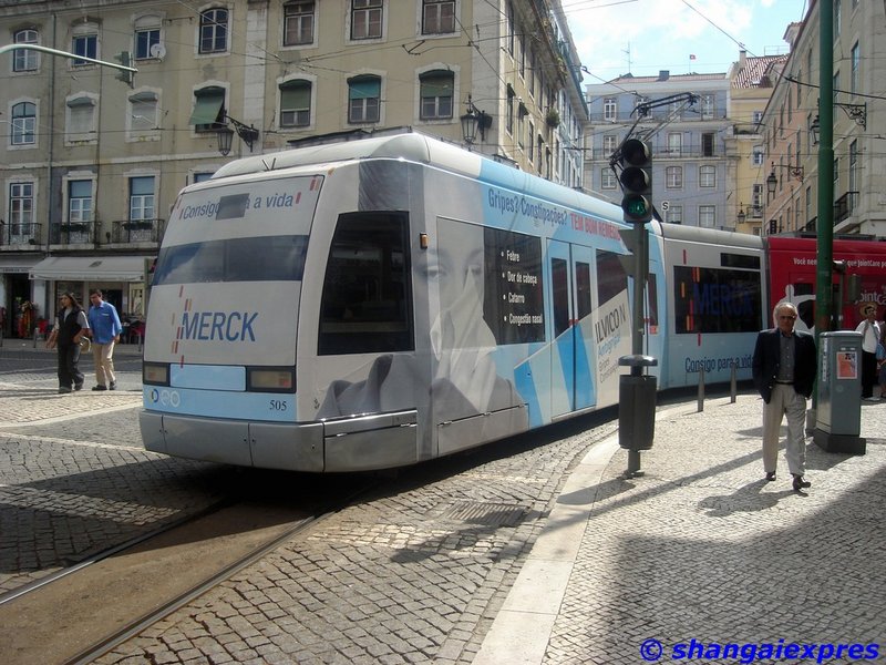 Tranvia Lisboa Linea 15.jpg