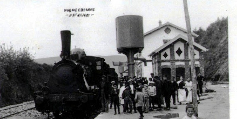 Llegada del tren a Pontedeume.jpg