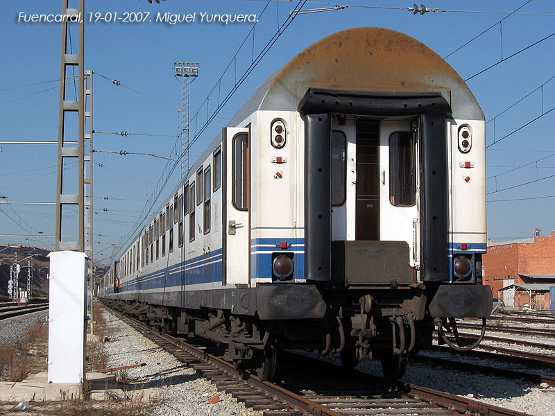 coche cama T2 Fuencarral mig_011721b[1].jpg