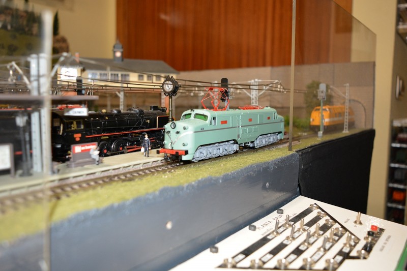7702 (11).JPG