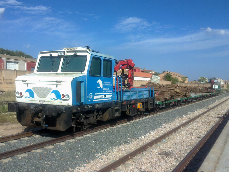 Dresina Renfe.jpg