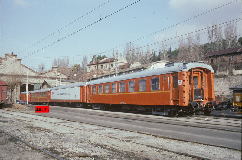 221-33_4.jpg