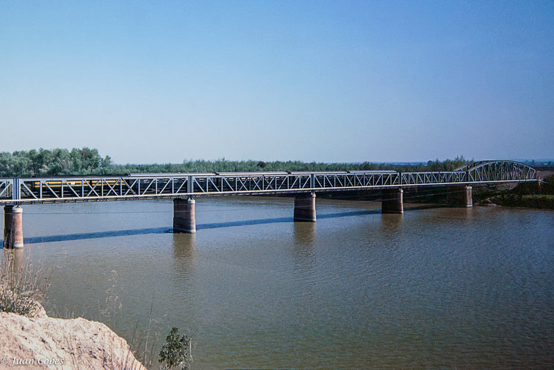 1982-0202.jpg