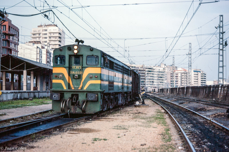 1983-1110.jpg