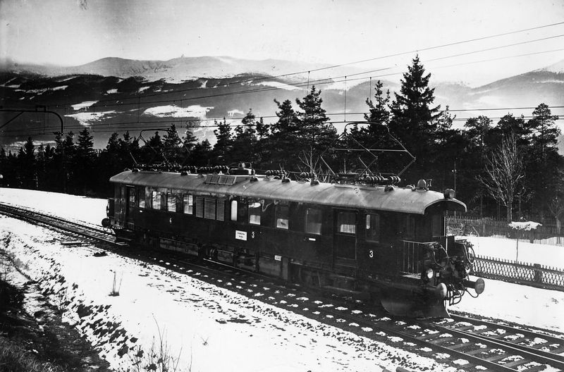 Triebwagen_ET89.jpg