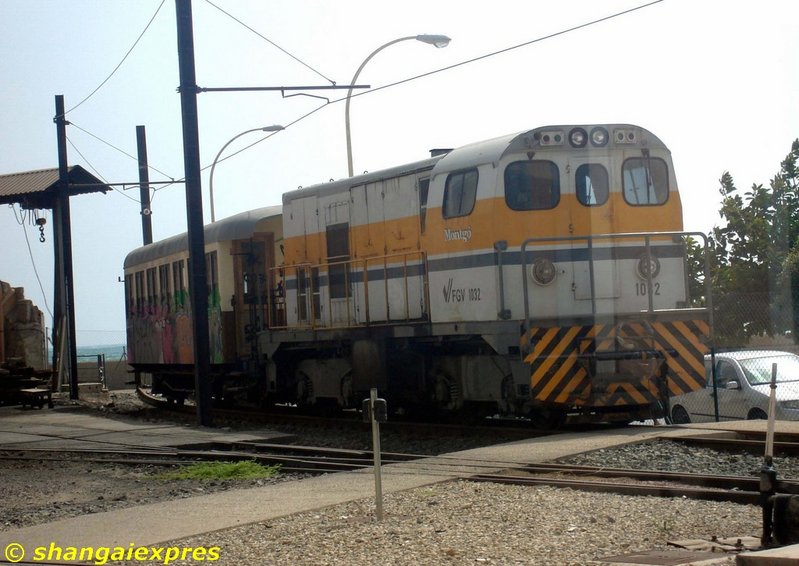 Locomotora 1032 Montgó.JPG