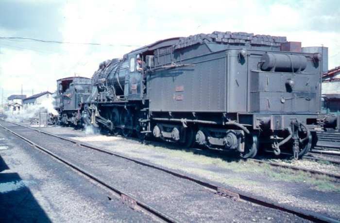 2402205b.jpg