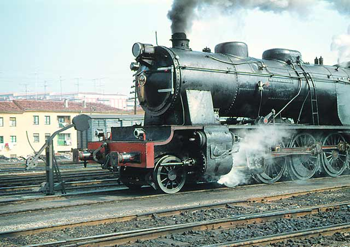 2402244b.jpg