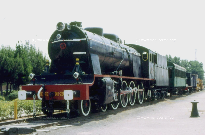 2402244e.jpg