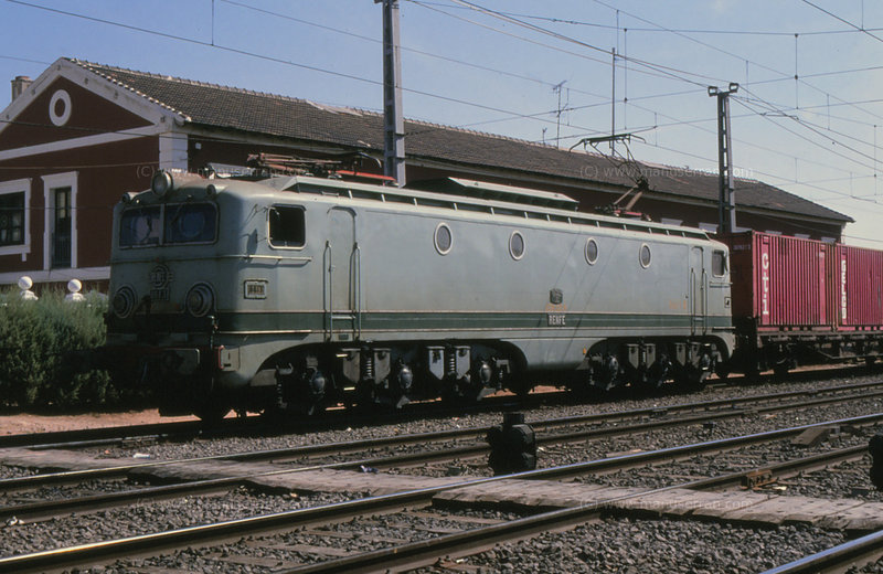 8613.jpg