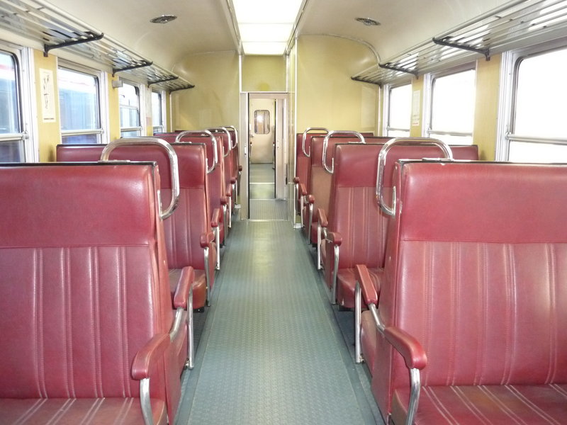 Interior 440.JPG
