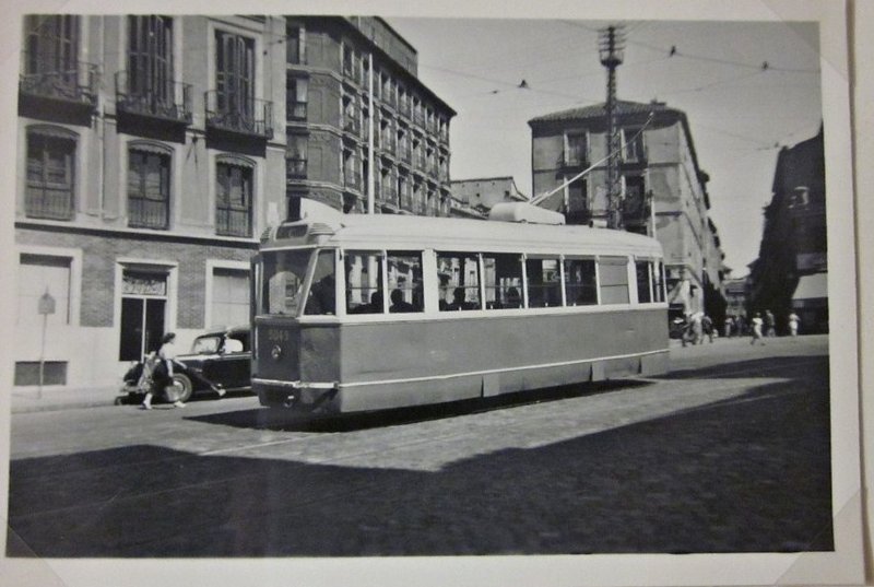 El 5049 en línea C. 1957-8.jpg