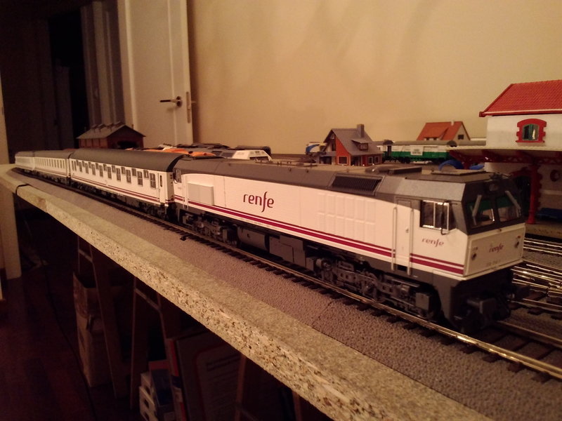 319 renfe operadora.jpg