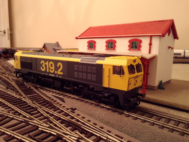 319 taxi.jpg