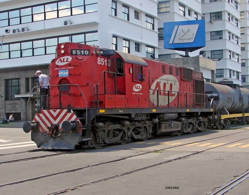 AR.2.jpg