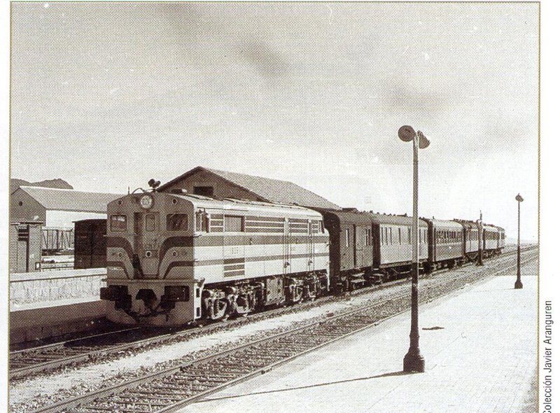 RENFE 318 TREN DE EPOCA.jpg