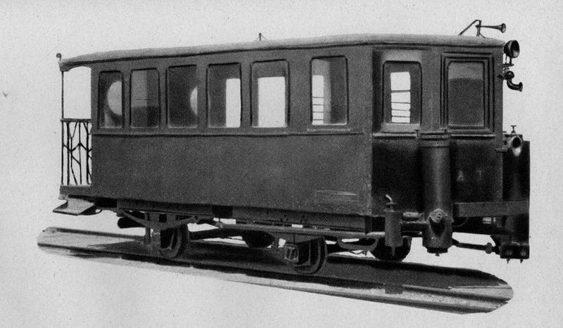 Automotor-Argamasilla-a-Tomelloso-fondo-Album-Renfe.jpg