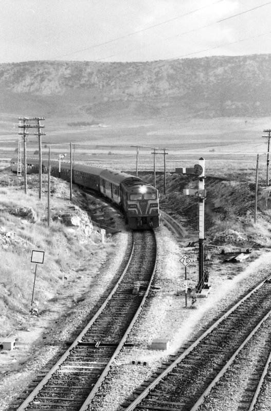 RENFE 2105, 30.10.1985, Moreda.jpg