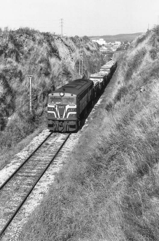 RENFE 2157, 10.10.1985, Santiago de Compostela.jpg