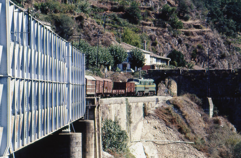 RENFE 7729, 20.9.1990, Los Peares.jpg