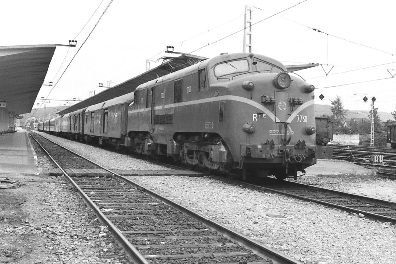 RENFE 7730, 7.10.1985, Monforte de Lemos.jpg