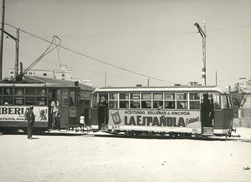 El 4 y el 101, línea 2 supongo. 1961.jpg