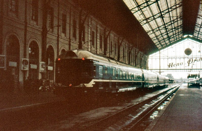 RENFE 597 MADRID PRINCIPE PIO.jpg