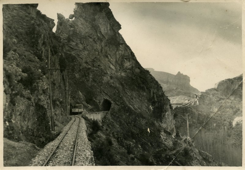 tunel de la piedra.jpg